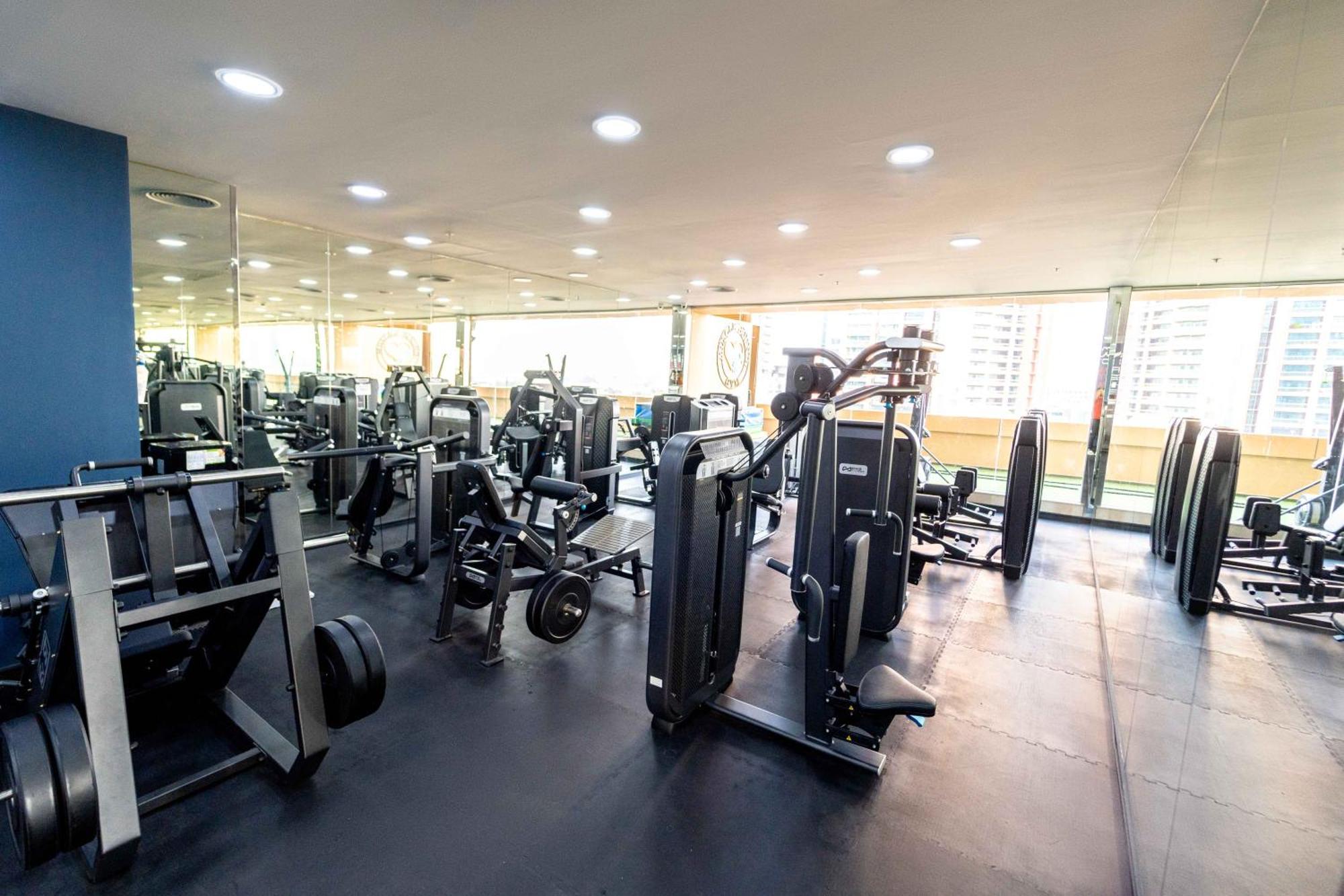 Mercure Dubai Barsha Heights Hotel Suites And Apartments Екстер'єр фото