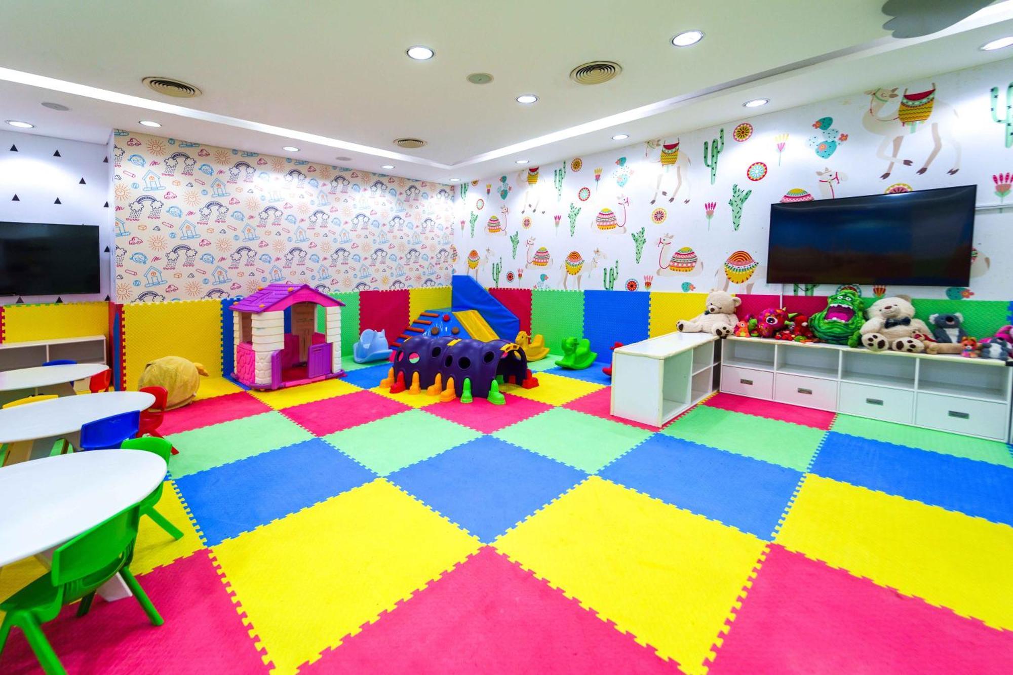Mercure Dubai Barsha Heights Hotel Suites And Apartments Екстер'єр фото