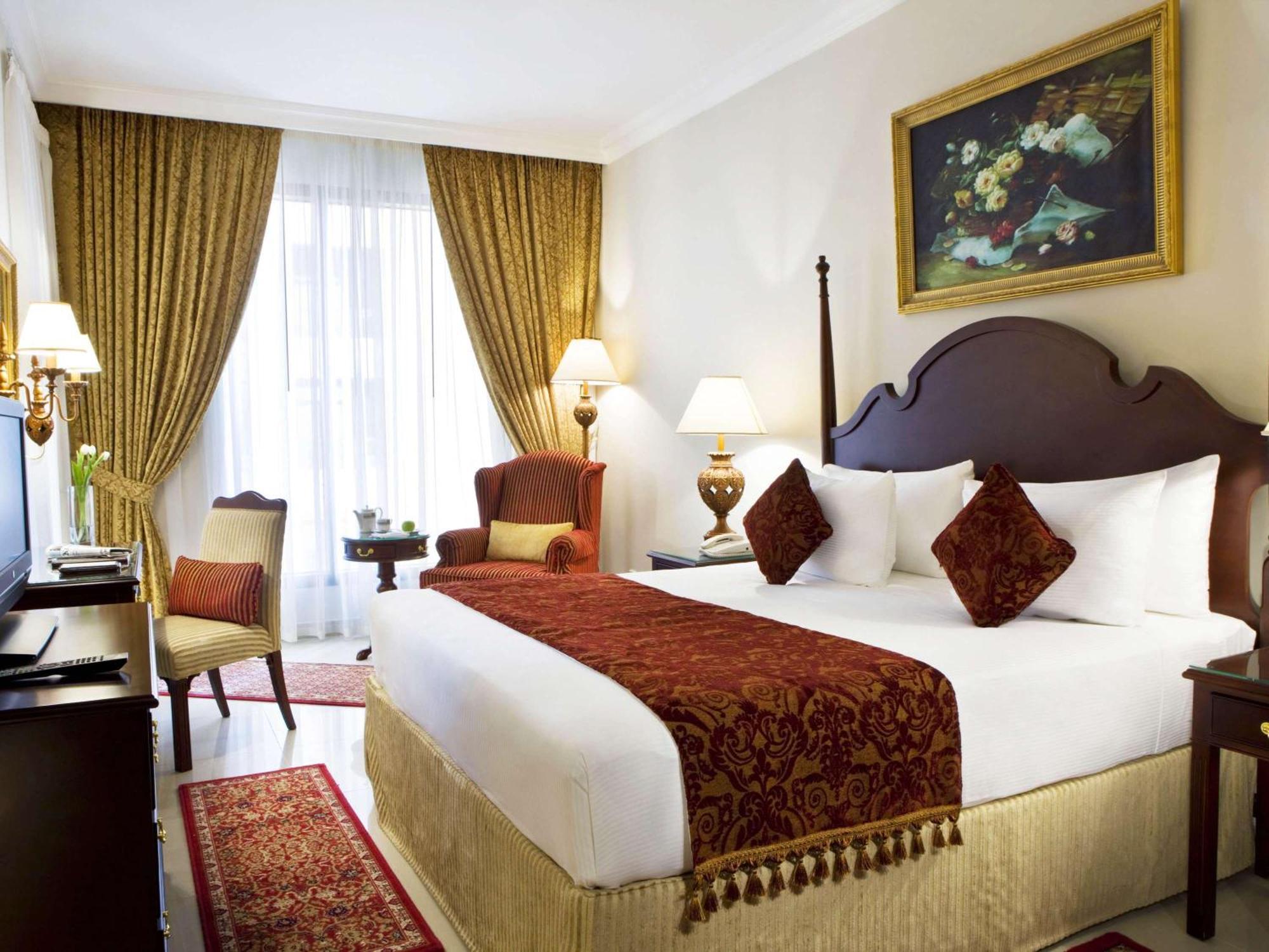 Mercure Dubai Barsha Heights Hotel Suites And Apartments Екстер'єр фото